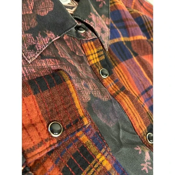 Johnny Was Workshop Patchwork Flannel Button Up Floral Shirt Sz. S - Picture 9 of 12